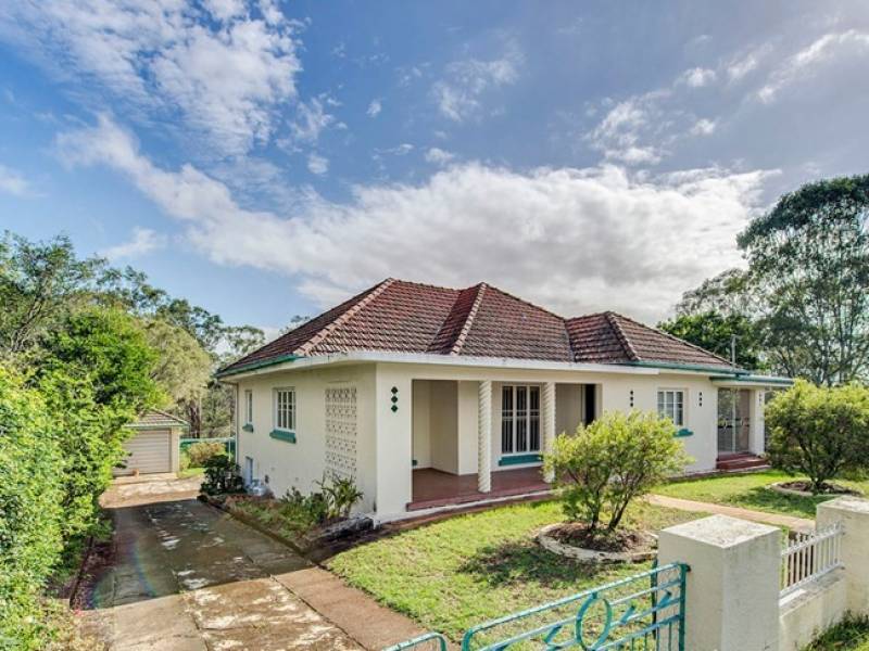 66 Cranes Road, NORTH IPSWICH, QLD 4305