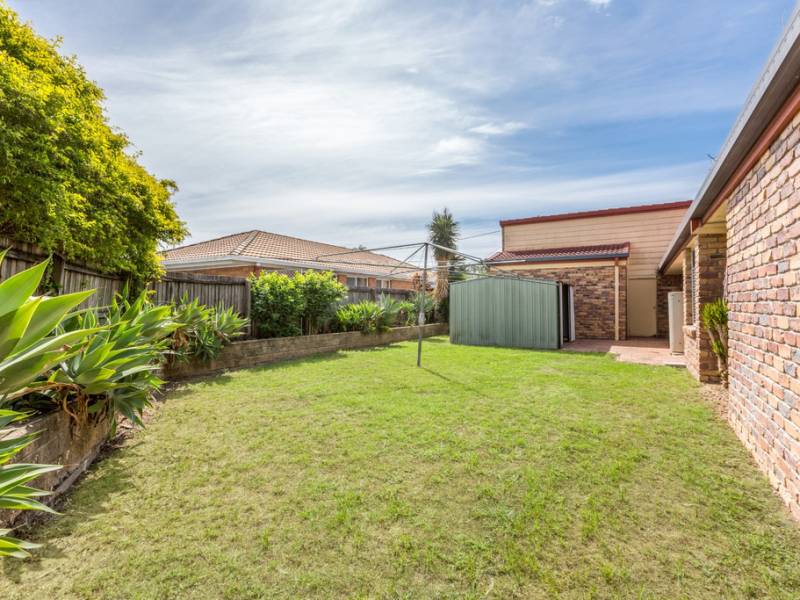 9 Sheppey Pl, YAMANTO, QLD 4305