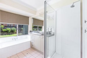 9 Sheppey Pl, YAMANTO, QLD 4305