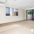 2/4 Gibbs Street, CHURCHILL, QLD 4305 AUS