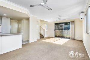 2/4 Gibbs Street, CHURCHILL, QLD 4305 AUS