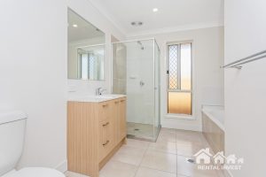 2/12 Elite Street, PARK RIDGE, QLD 4125 AUS