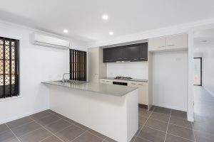 93 Daydream Crescent, SPRINGFIELD LAKES, QLD 4300 AUS