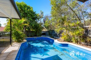 210 Lakeside Ave, SPRINGFIELD LAKES, QLD 4300 AUS