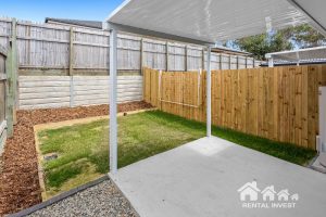 1/14 Sapphire Cres, REDBANK PLAINS, QLD 4301 AUS