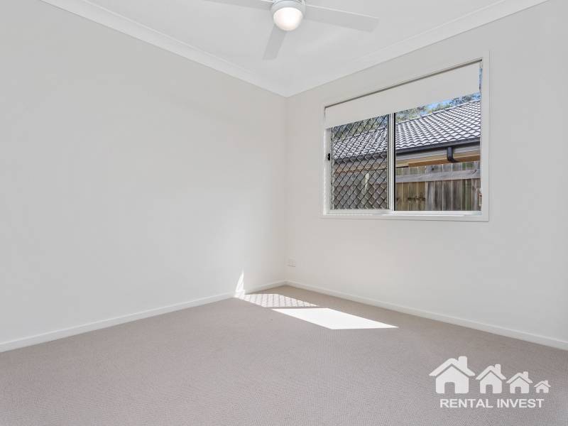 2/14 Sapphire Cres, REDBANK PLAINS, QLD 4301 AUS