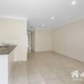 2/14 Sapphire Cres, REDBANK PLAINS, QLD 4301 AUS