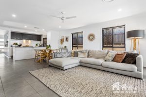 30 Hardwood St, SPRING MOUNTAIN, QLD 4300 AUS