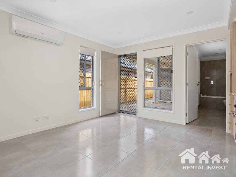 2/15 Creek Place, PARK RIDGE, QLD 4125 AUS