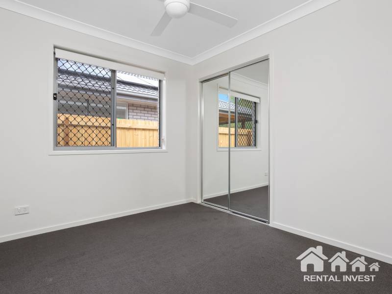 2/15 Creek Place, PARK RIDGE, QLD 4125 AUS