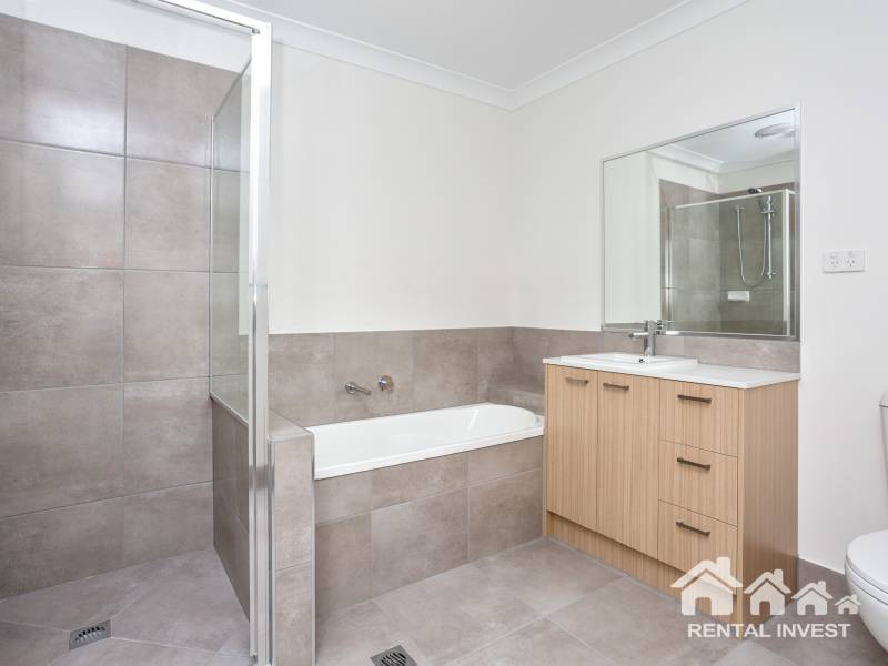 1/15 Creek Place, PARK RIDGE, QLD 4125 AUS