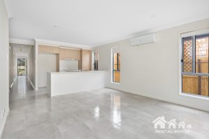 1/15 Creek Place, PARK RIDGE, QLD 4125 AUS