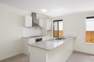 3 Brampton Court, SPRINGFIELD LAKES, QLD 4300 AUS