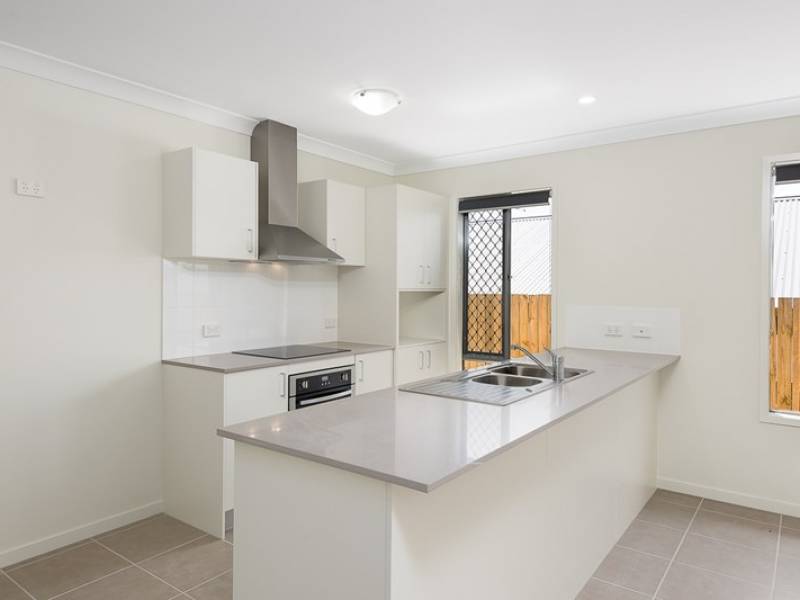 3 Brampton Court, SPRINGFIELD LAKES, QLD 4300 AUS