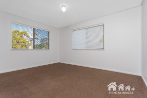 8 Bellhaven Drive, BUNDAMBA, QLD 4304 AUS