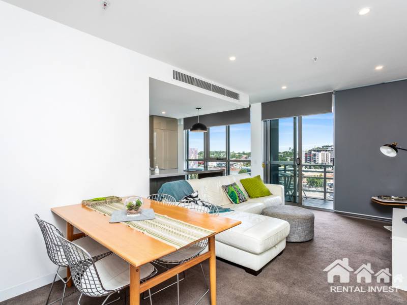 809/855 Stanley Street, WOOLLOONGABBA, QLD 4102 AUS