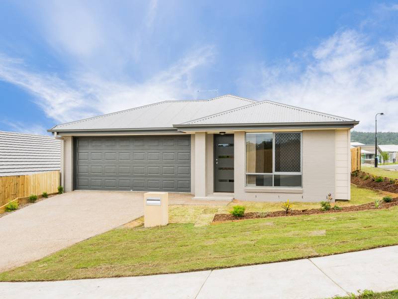 8 Falcon Street, REDBANK PLAINS, QLD 4301 AUS