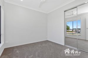 1/1 Heath Tce, Park Ridge, QLD 4125 Australia