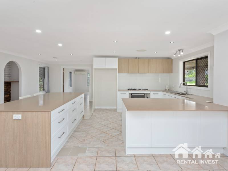 208 New Beith Road, Greenbank, QLD 4124