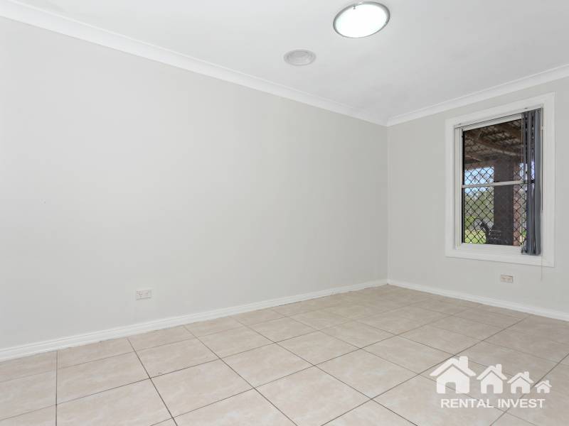 208 New Beith Road, Greenbank, QLD 4124