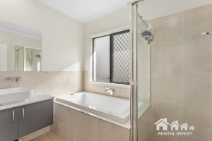 19 Elizabeth Drive, Flagstone, QLD 4280 Australia