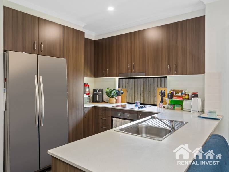 33 Bradley's, Ripley, QLD 4306 Australia