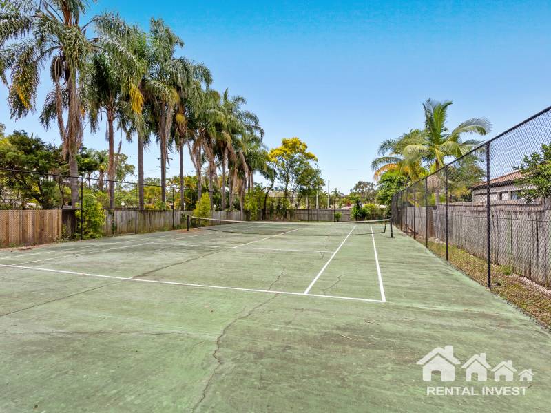 9/4 Madsen Place, Southport, Qld 4215 Australia