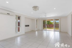 33 Isidore Street, AUGUSTINE HEIGHTS, QLD 4300 AUS