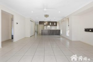 33 Isidore Street, AUGUSTINE HEIGHTS, QLD 4300 AUS