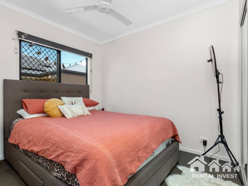 33 Bradley's, Ripley, QLD 4306 Australia