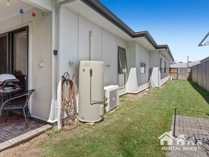 33 Bradley's, Ripley, QLD 4306 Australia