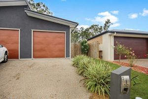 2/33 Bradleys Street, RIPLEY, QLD 4306 AUS