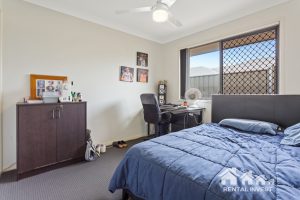 7 Lockyer Place, Crestmead, QLD 4132 Australia