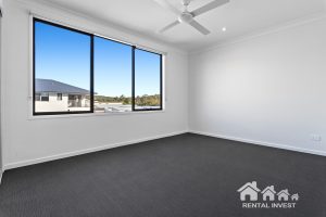 48 Lunar Circuit, Spring Mountain, QLD 4300 Australia