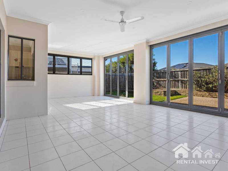 34 Highlands Terrace, Springfield Lakes, QLD 4300 Australia