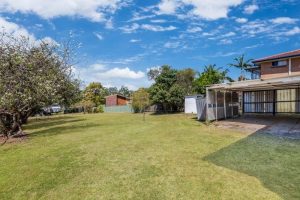 2 Woodgate St, Churchill, QLD 4305 Australia