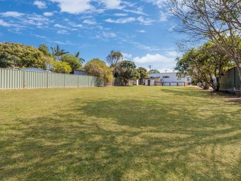 2 Woodgate St, Churchill, QLD 4305 Australia