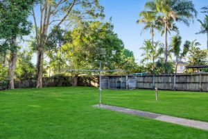 11 Lyngrove street, Kingston, QLD 4114 Australia