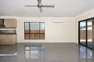 23 Stringybark Street, SPRING MOUNTAIN, QLD 4300 AUS