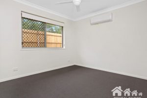 2/15 Creek Place, PARK RIDGE, QLD 4125 AUS