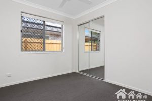 2/15 Creek Place, PARK RIDGE, QLD 4125 AUS