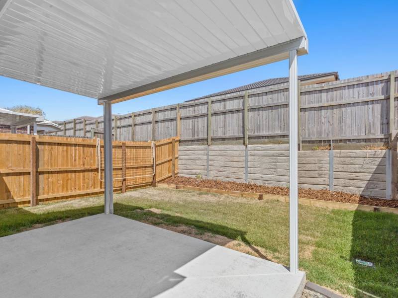 1/14 Sapphire Crescent, Redbank Plains, QLD 4301 Australia