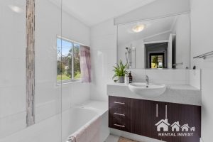 19 Macalister St, Ipswich, QLD 4305 Australia