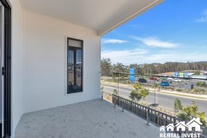 7 Standley Place, Spring Mountain, QLD 4300 Australia