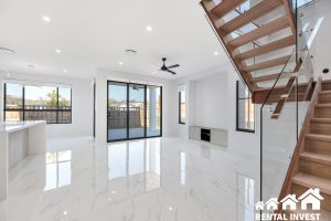 7 Standley Place, Spring Mountain, QLD 4300 Australia