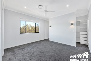 7 Standley Place, Spring Mountain, QLD 4300 Australia