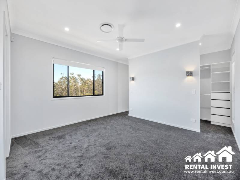 7 Standley Place, Spring Mountain, QLD 4300 Australia