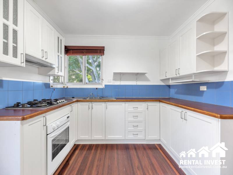 32 Baillieston Street,, Leichhardt, QLD 4305 Australia