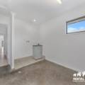 2/8 Lockyer Place, Crestmead, QLD 4132 Australia