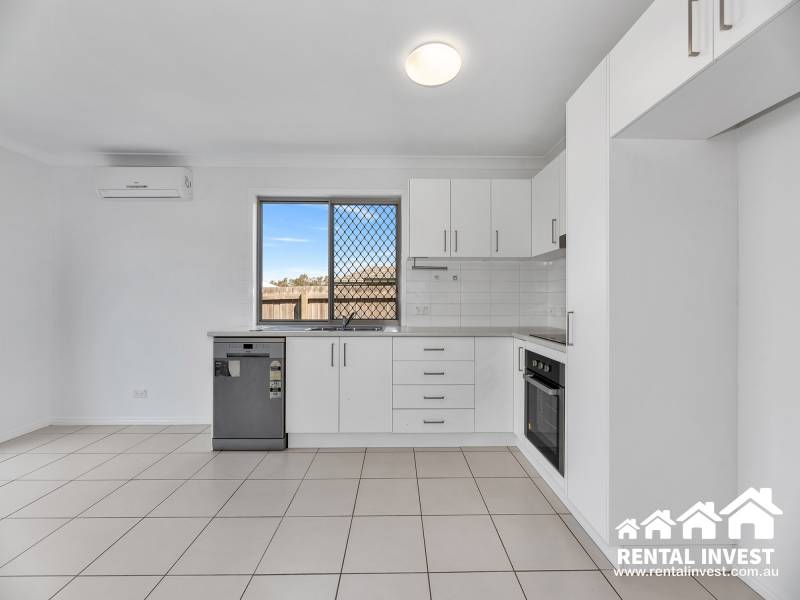 2/8 Lockyer Place, Crestmead, QLD 4132 Australia